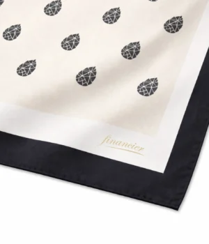 Šilkinė skarelė Financier Pearl